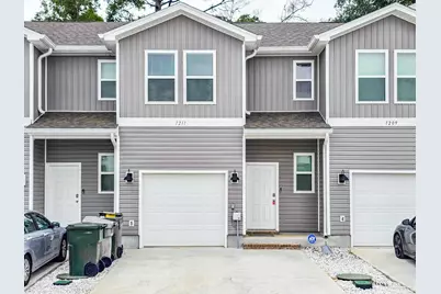 1211 Fairchild Village Dr, Pensacola, FL 32504 - Photo 2