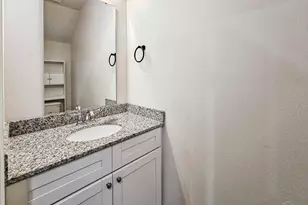 1211 Fairchild Vlg Dr, Pensacola, FL 32504 - Photo 10