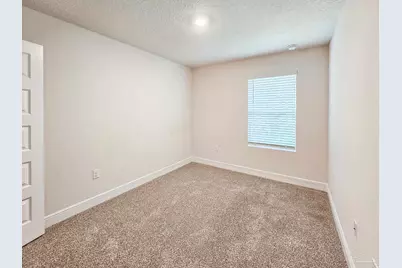 1211 Fairchild Village Dr, Pensacola, FL 32504 - Photo 24