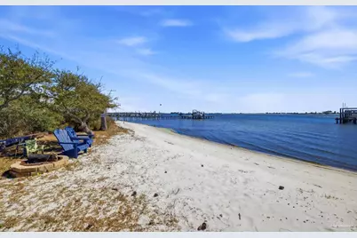 569 Radiant Cir, Mary Esther, FL 32569 - Photo 38