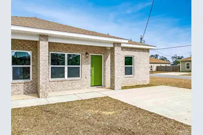 440 Hancock Ln #B, Pensacola, FL 32503 - Photo 2