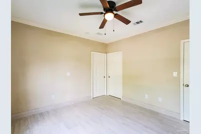 2425 E Johnson Ave #E, Pensacola, FL 32514 - Photo 2