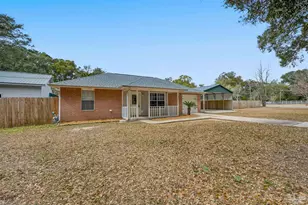 4885 Mayo Cir, Pace, FL 32571 - Photo 2