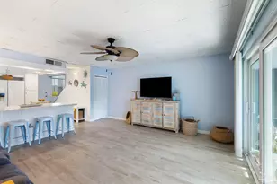 201 Pensacola Beach Rd, Gulf Breeze, FL 32561 - Photo 6