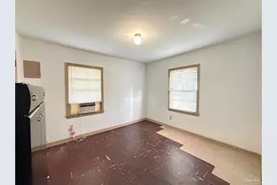 4915 Jackson St, Pensacola, FL 32506 - Photo 4