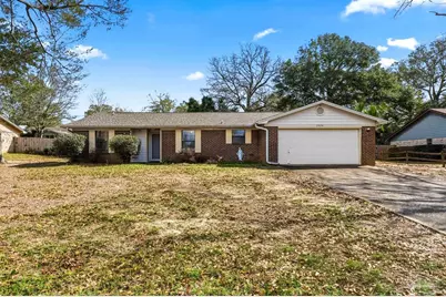 3928 Deerwood Cir, Pace, FL 32571 - Photo 2