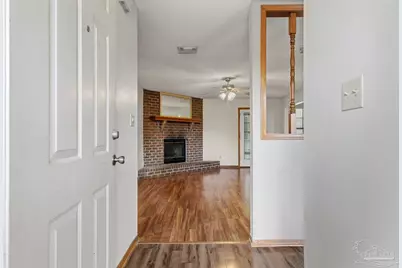 3928 Deerwood Cir, Pace, FL 32571 - Photo 4