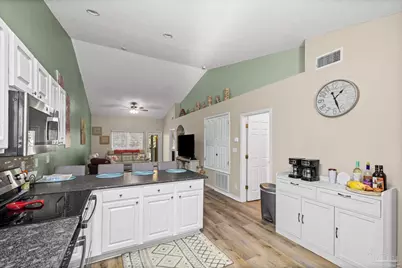 7101 Joy St #C8, Pensacola, FL 32504 - Photo 12