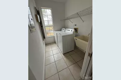 7416 San Ramon Dr, Milton, FL 32583 - Photo 4