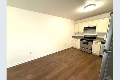 3202 Redwood Ln #D, Gulf Breeze, FL 32563 - Photo 8