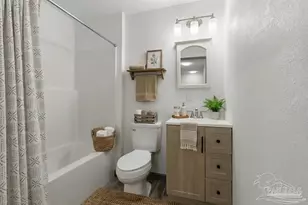 2405 W Hernandez St, Pensacola, FL 32505 - Photo 14