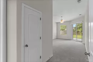 8 Warrior Ct, Pensacola, FL 32507 - Photo 22