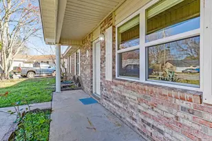 407 Celeste Ct, Mary Esther, FL 32569 - Photo 38