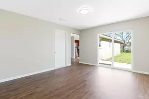 407 Celeste Ct, Mary Esther, FL 32569 - Photo 10