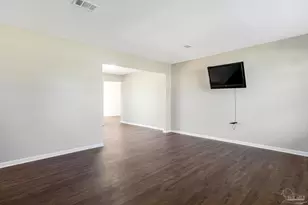 407 Celeste Ct, Mary Esther, FL 32569 - Photo 14