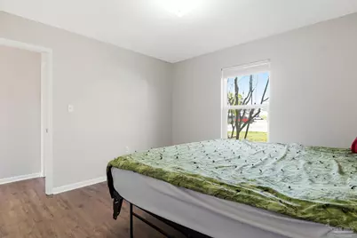 407 Celeste Ct, Mary Esther, FL 32569 - Photo 18