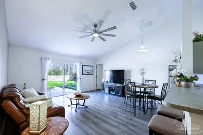 5888 Dandelion Ln, Pensacola, FL 32526 - Photo 10