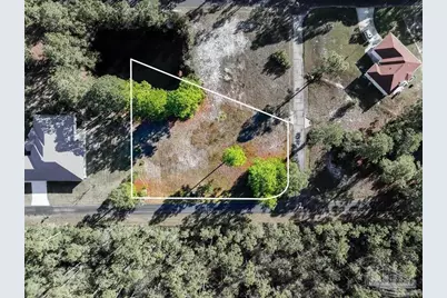 1810 W Smugglers Cove Dr, Gulf Breeze, FL 32563 - Photo 1