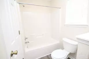 3092 Flintlock Dr, Pensacola, FL 32526 - Photo 8