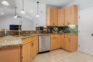 7409 Rexford St, Navarre, FL 32566 - Photo 6