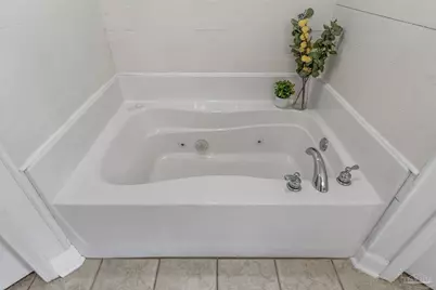 2381 Tumbleweed Dr, Navarre, FL 32566 - Photo 26