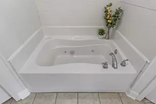 2381 Tumbleweed Dr, Navarre, FL 32566 - Photo 26