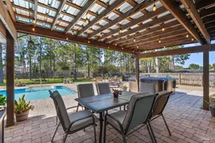 2381 Tumbleweed Dr, Navarre, FL 32566 - Photo 4