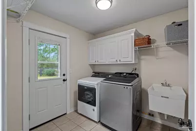 2381 Tumbleweed Dr, Navarre, FL 32566 - Photo 40