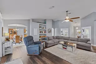 2381 Tumbleweed Dr, Navarre, FL 32566 - Photo 14