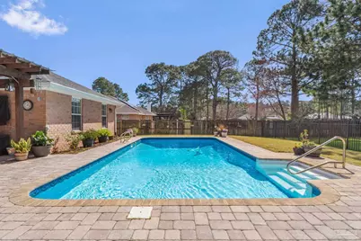 2381 Tumbleweed Dr, Navarre, FL 32566 - Photo 10