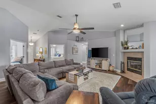 2381 Tumbleweed Dr, Navarre, FL 32566 - Photo 6