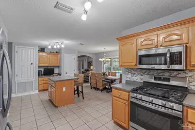 2381 Tumbleweed Dr, Navarre, FL 32566 - Photo 20