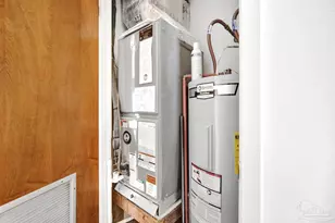 8522 Gulf Blvd, Navarre Beach, FL 32566 - Photo 28