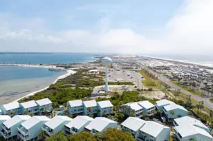 8522 Gulf Blvd, Navarre Beach, FL 32566 - Photo 46