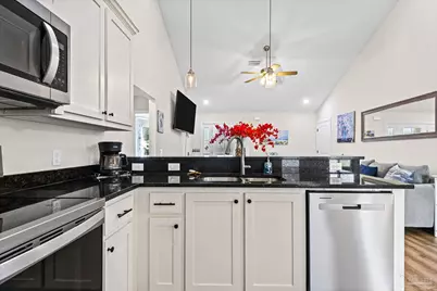 7911 Twin Lake Dr, Milton, FL 32583 - Photo 16