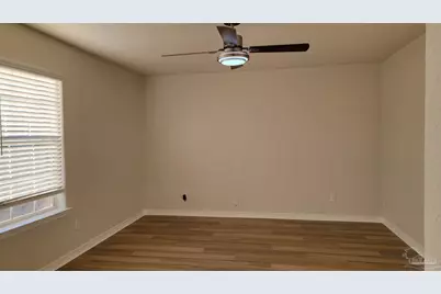 1996 Joshua Dr, Cantonment, FL 32533 - Photo 10