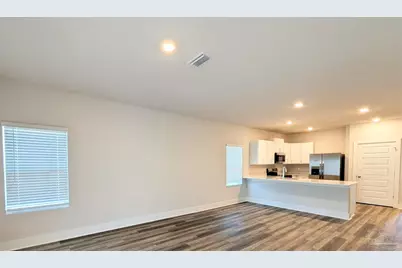 9907 Starling Dr, Pensacola, FL 32506 - Photo 14