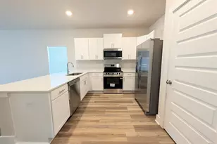 9907 Starling Dr, Pensacola, FL 32506 - Photo 4