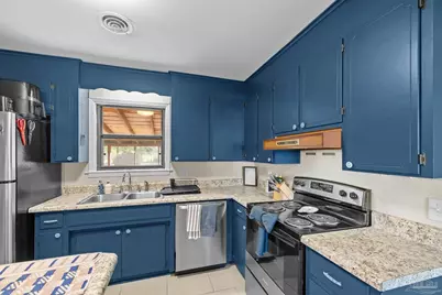 8020 Lawton St, Pensacola, FL 32514 - Photo 8