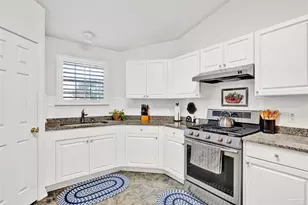 9074 Caribbean Dr, Pensacola, FL 32506 - Photo 6