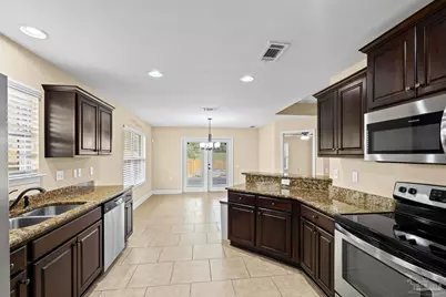 5761 Jade Moon Cir, Milton, FL 32583 - Photo 4