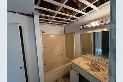 529 E Selina St, Pensacola, FL 32503 - Photo 10