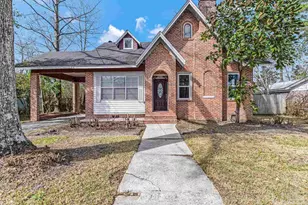 817 Douglas Ave, Brewton, AL 36426 - Photo 2