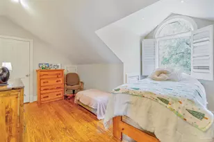 209 Bayshore Dr, Pensacola, FL 32507 - Photo 22