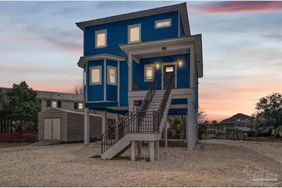 1045 Magnolia Ln, Gulf Breeze, FL 32563 - Photo 1