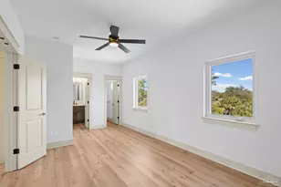 1045 Magnolia Ln, Gulf Breeze, FL 32563 - Photo 28