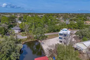 1045 Magnolia Ln, Gulf Breeze, FL 32563 - Photo 54