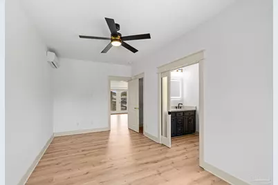 1045 Magnolia Ln, Gulf Breeze, FL 32563 - Photo 12