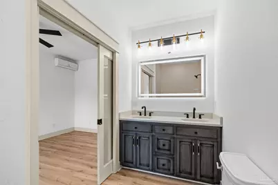 1045 Magnolia Ln, Gulf Breeze, FL 32563 - Photo 14