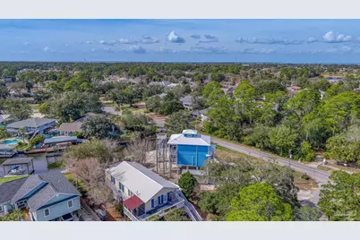 1045 Magnolia Ln, Gulf Breeze, FL 32563 - Photo 52